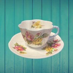 1950 Shelley Begonia Tea Cup Dainty Shape Cup and Saucer English Fine Bone China